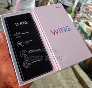 Neuf LG Wing 5G 256 GB Argenté