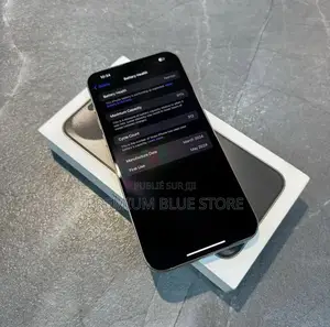 Neuf Apple iPhone 15 Pro Max 256 GB Autre