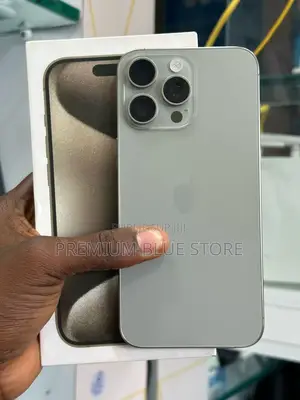 Neuf Apple iPhone 15 Pro Max 256 GB Autre