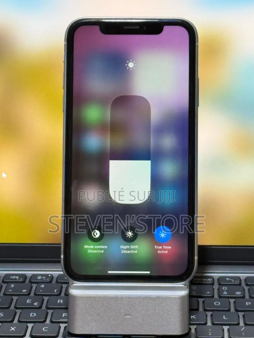 Pomme iPhone 11 64 GB Noir