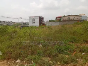 Terrain en Vente