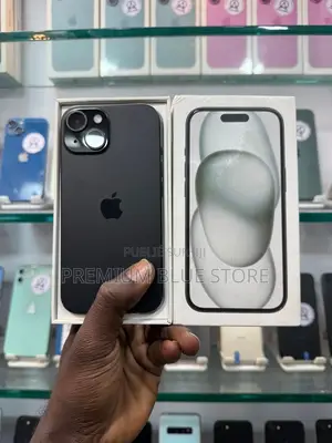 Neuf Apple iPhone 15 128 GB Noir