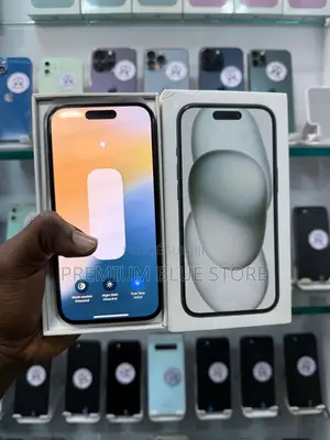 Neuf Apple iPhone 15 128 GB Noir