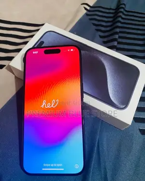 Neuf Apple iPhone 15 Pro 256 GB Vert