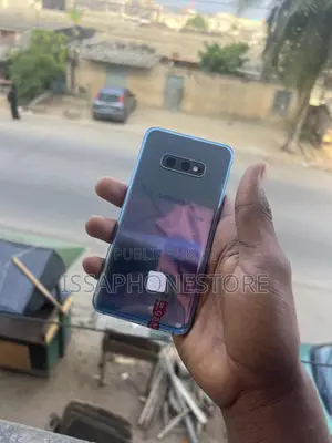 Samsung Galaxy S10e 128 GB Autre