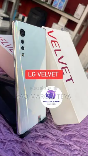 Neuf LG Velvet 5G 128 GB Blanc