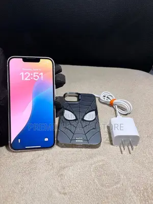 Neuf Apple iPhone 13 128 GB Autre