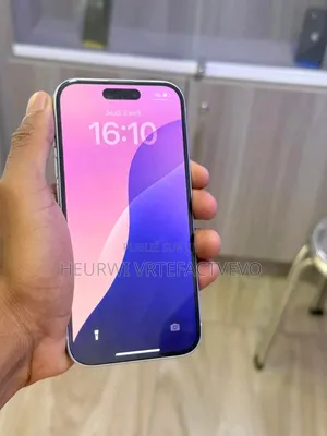 Neuf Apple iPhone 16 Plus 256 GB Gris