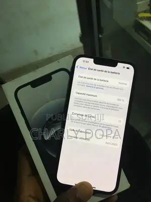 Apple iPhone 16e 128 GB Noir