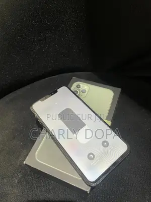 Apple iPhone 11 Pro Max 64 GB Vert