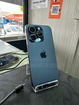 Neuf Apple iPhone 15 Pro 128 GB Bleu