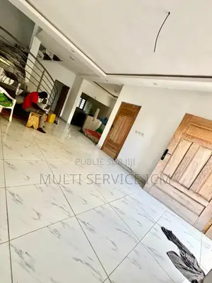 Furnished 8chbre Duplex dans Ismael Coulibaly, Cocody à Vendre