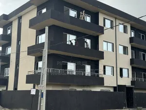 Furnished 14chbre Blocs d'appartements dans Zié Multi-Service, Cocody
