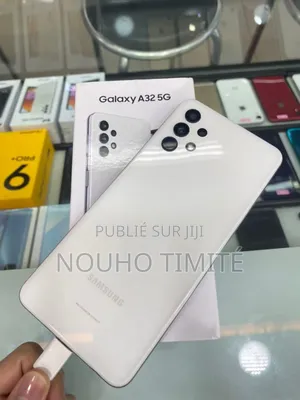 Neuf Samsung Galaxy A32 5G 128 GB Bleu