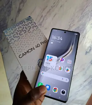 Neuf Tecno Camon 40 Pro 256 GB Noir