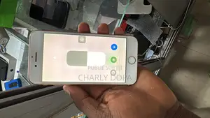 Apple iPhone 8 64 GB Doré