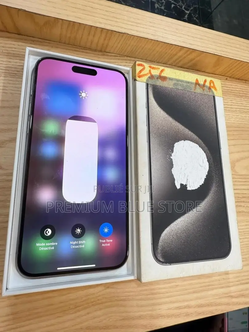 Neuf Pomme iPhone 15 Pro Max 256 GB Gris