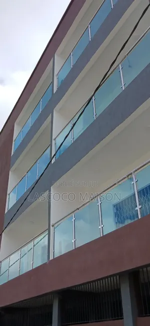 2chbre Appartement dans Lascoco Maison, Cocody à Louer