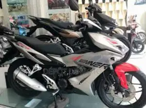 Neuf Yamaha NMAX 155 2024 Gris