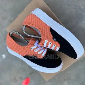 Vans Pour Tous