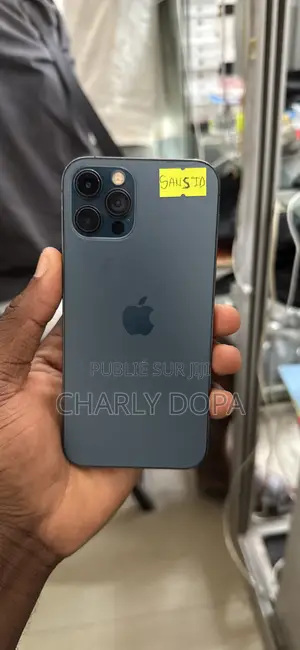 Pomme iPhone 12 Pro 128 GB Bleu