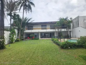Furnished 7chbre Villa dans Zié Multi-Service, Marcory à Vendre