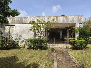 4chbre Villa dans Zié Multi-Service, Cocody à Vendre
