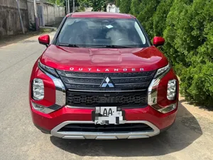 Mitsubishi Outlander SE 2023 Rouge
