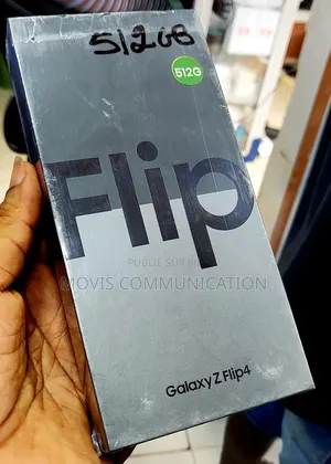 Neuf Samsung Galaxy Z Flip4 256 GB Violet