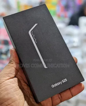 Nouveau Samsung Galaxy S25 128 GB Argenté