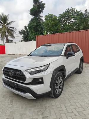 Neuf Toyota RAV4 Adventure AWD 2024 Blanc