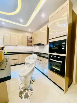 Furnished 5chbre Duplex dans Yozalem, Cocody à Vendre