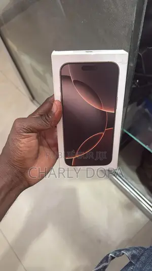 Neuf Pomme iPhone 16 Pro Max 256 GB Noir