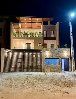 6chbre Maison de ville/terrasse dans Ismaël Coulibaly, Cocody à Vendre