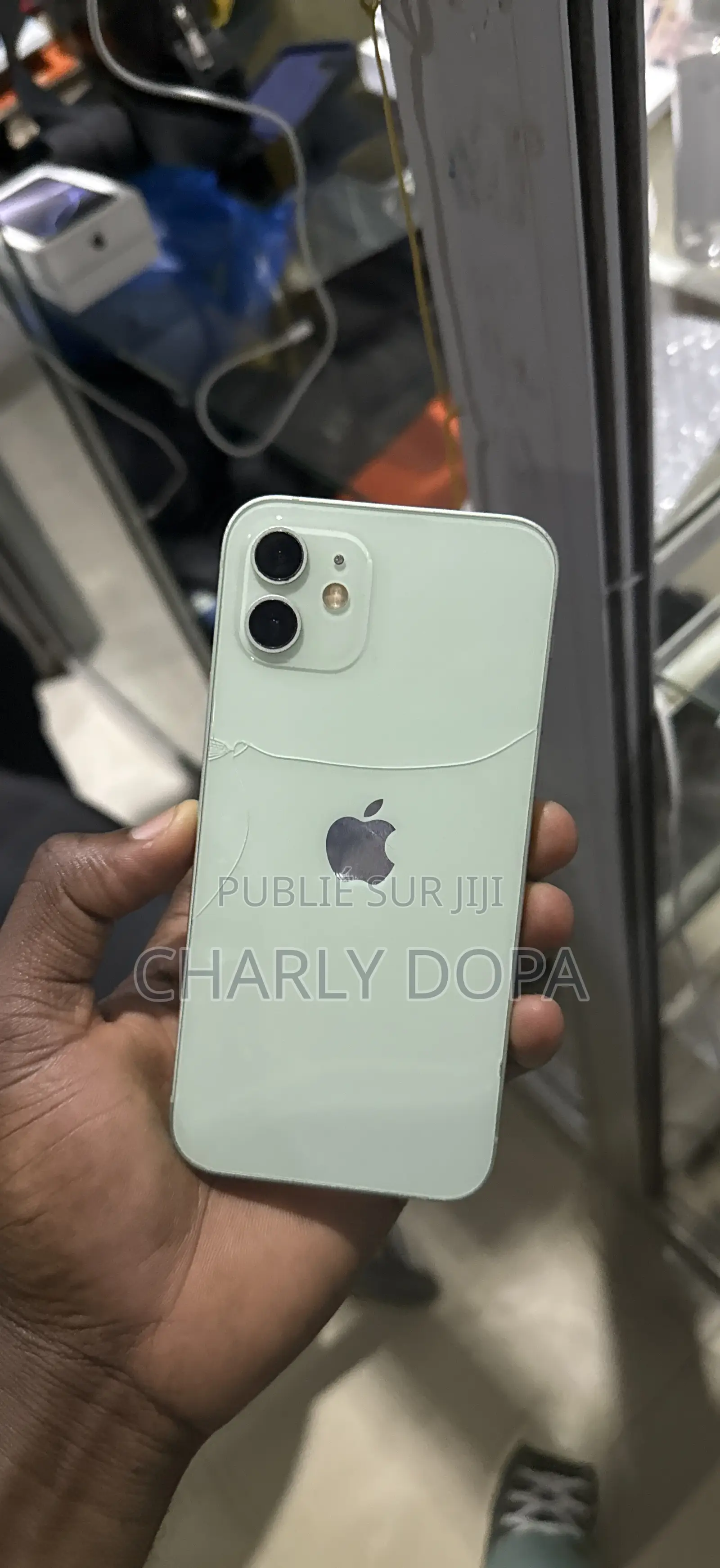 Pomme iPhone 12 64 GB Vert