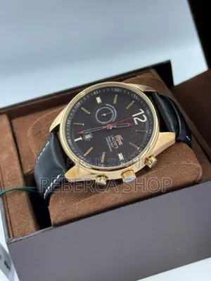 Montres Lacoste