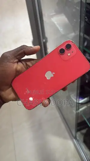 Apple iPhone 12 64 GB Rouge