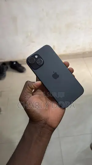 Apple iPhone 15 128 GB Noir