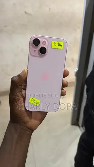 Apple iPhone 15 128 GB Rose