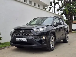 Toyota RAV4 2021 Noir