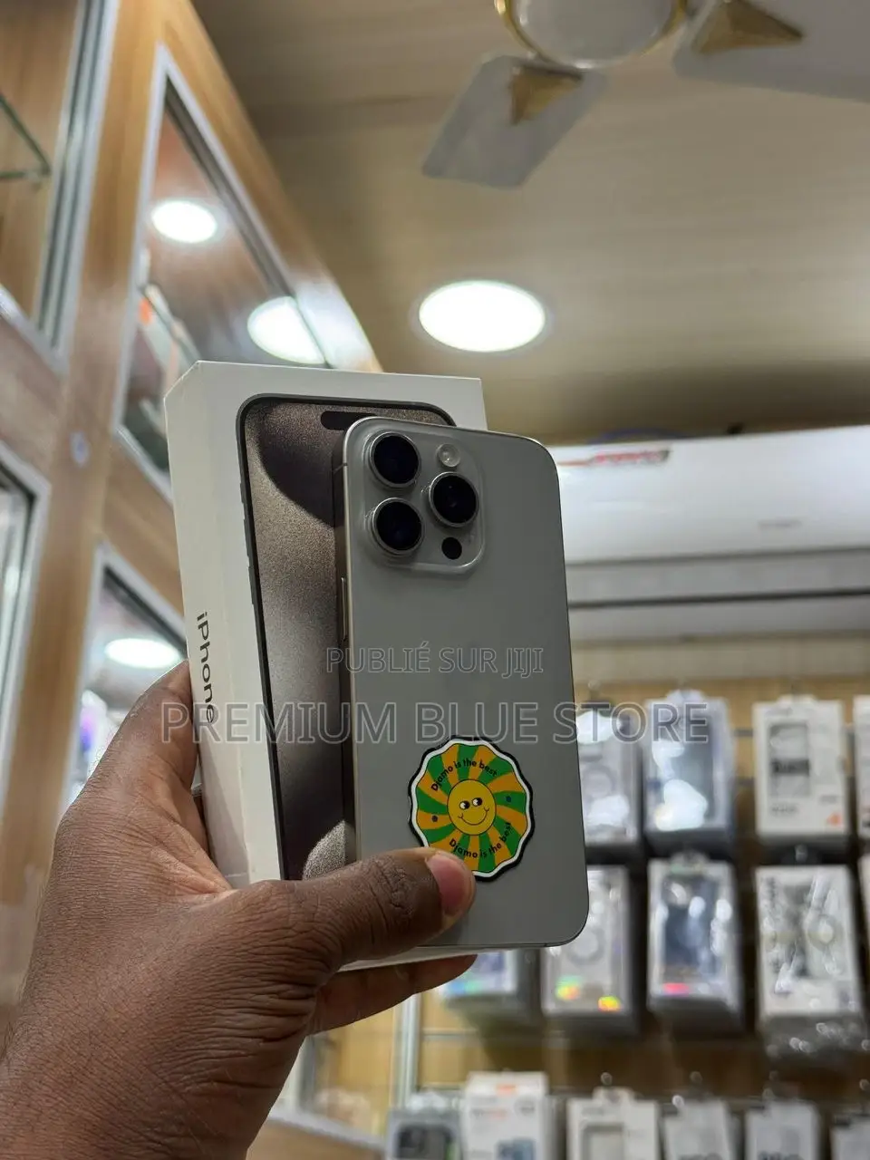 Neuf Apple iPhone 15 Pro 128 GB Gris
