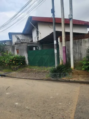 6chbre Duplex dans Ismaël Coulibaly, Deux Plateaux à Vendre