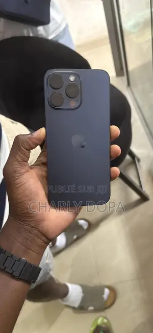 Apple iPhone 15 Pro Max 256 GB Bleu