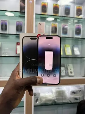 Neuf Pomme iPhone 14 Pro 128 GB Noir