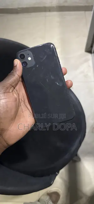 Apple iPhone 11 64 GB Noir