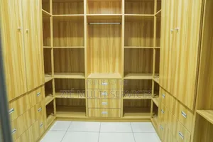 Furnished 10chbre Duplex dans Zié Multi-Service, Cocody à Vendre