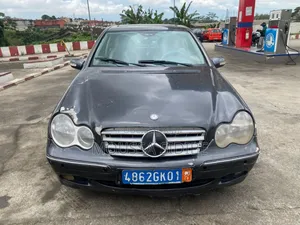 Mercedes-Benz C230 2003 Noir