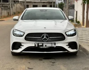 Mercedes-Benz 200E 2021 Blanc