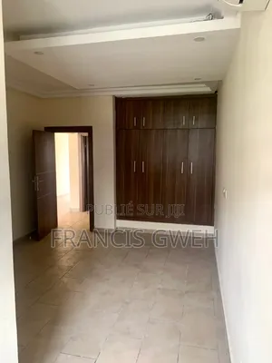 2chbre Appartement dans Francis Gweh, Cocody à Louer