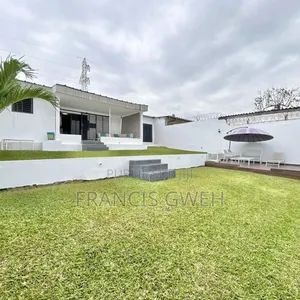 Furnished 3chbre Villa dans Francis Gweh, Cocody à Louer